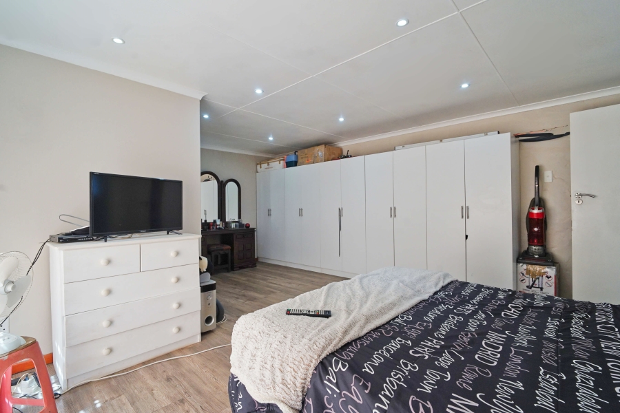 3 Bedroom Property for Sale in Beacon Bay Eastern Cape